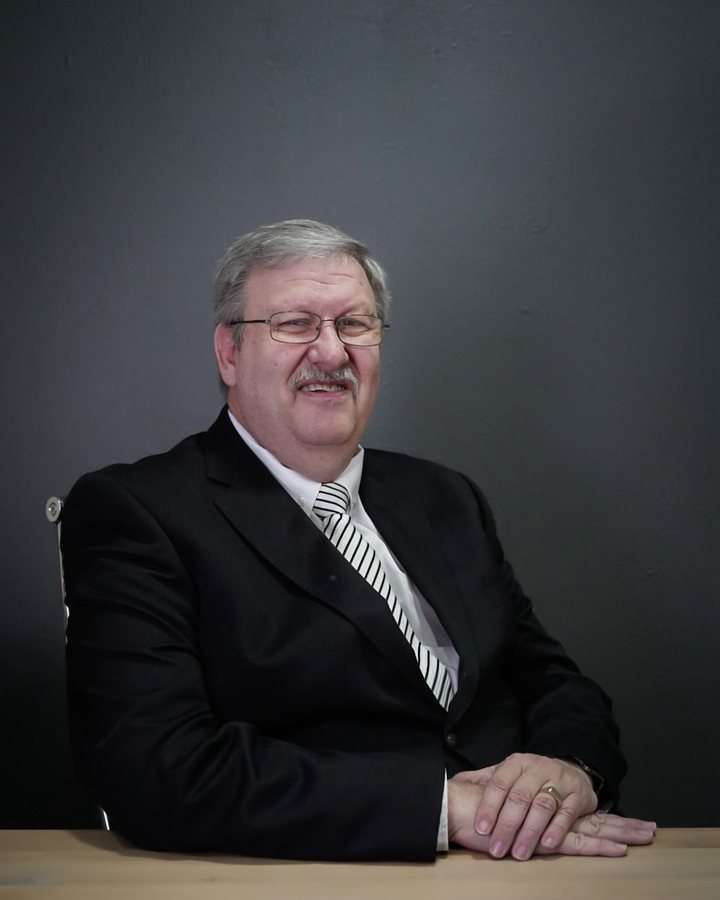 Dr. André Swart